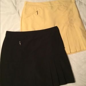 Lot of 2 Izod golf skirts!